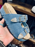 BuCkLe BaBe DeNiM SaNdALs