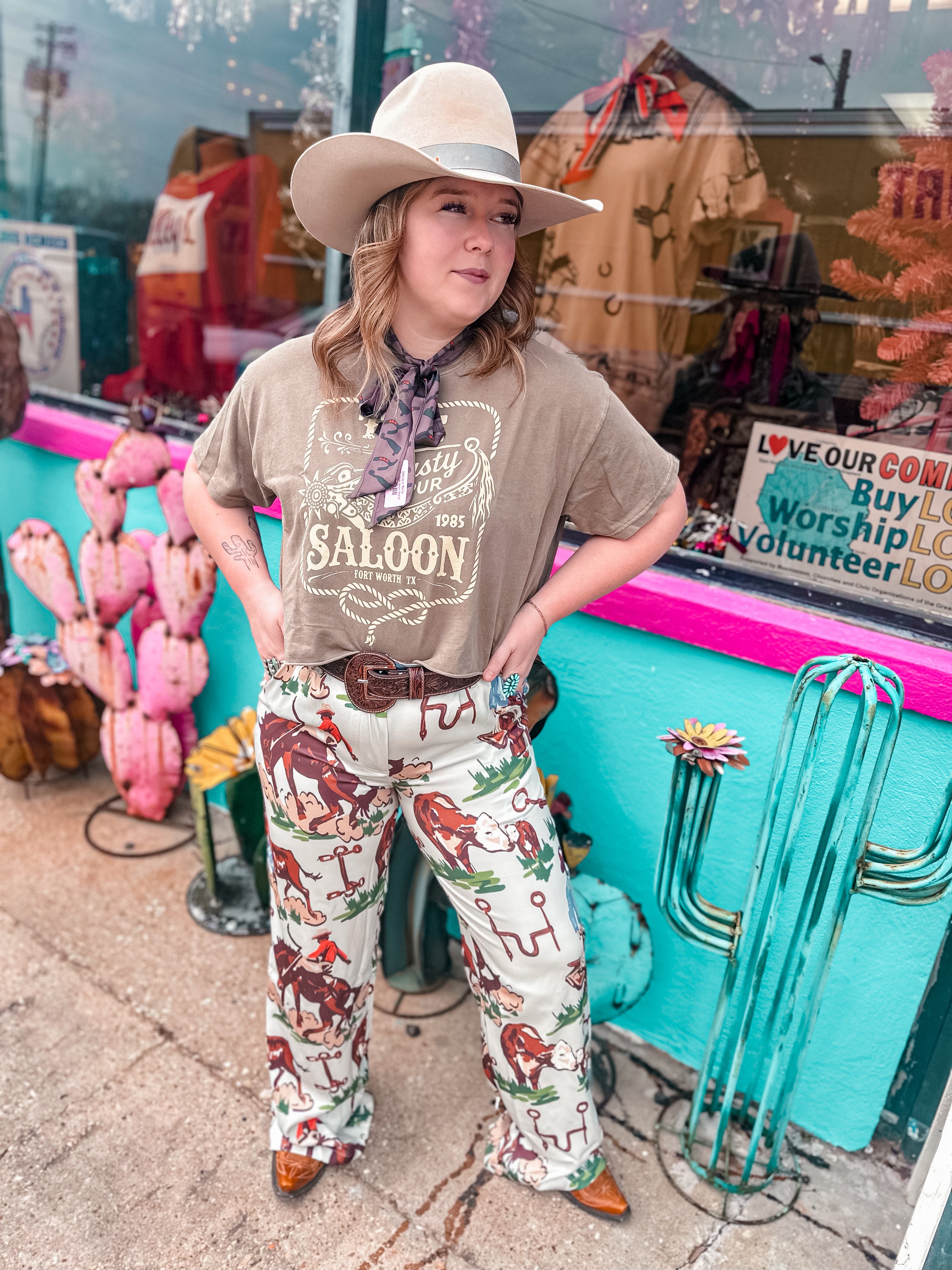 The Rusty Spur Saloon Crop Tee(Brown)