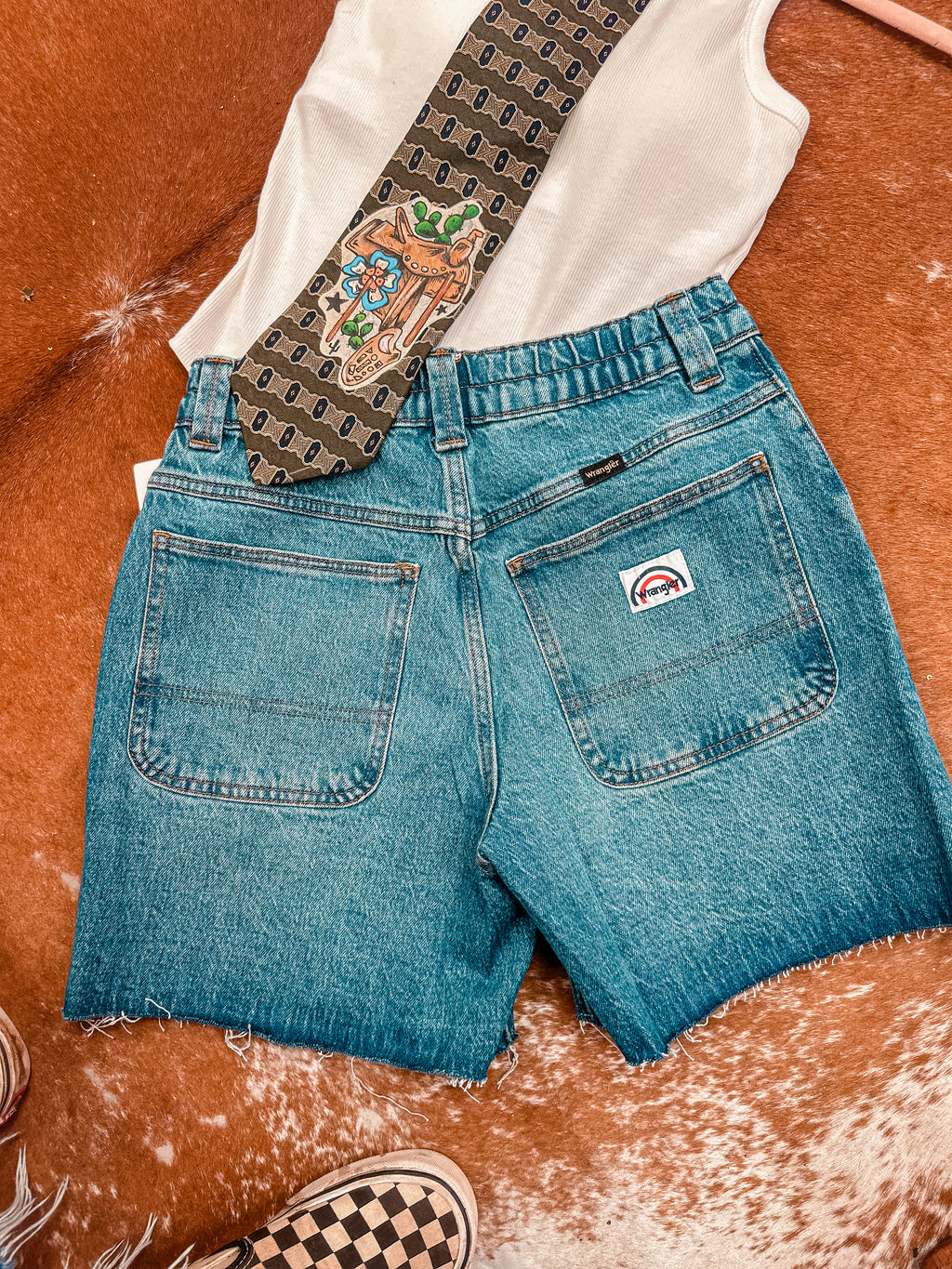 Wrangler High Rise Carpenter Shorts