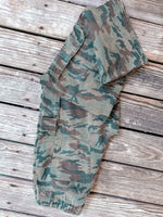 Camouflage Cargo Jeans
