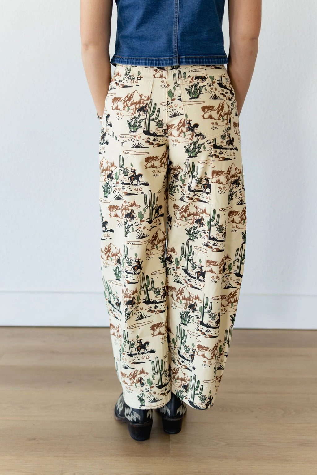 Cactus Cowboy Barrel Jeans