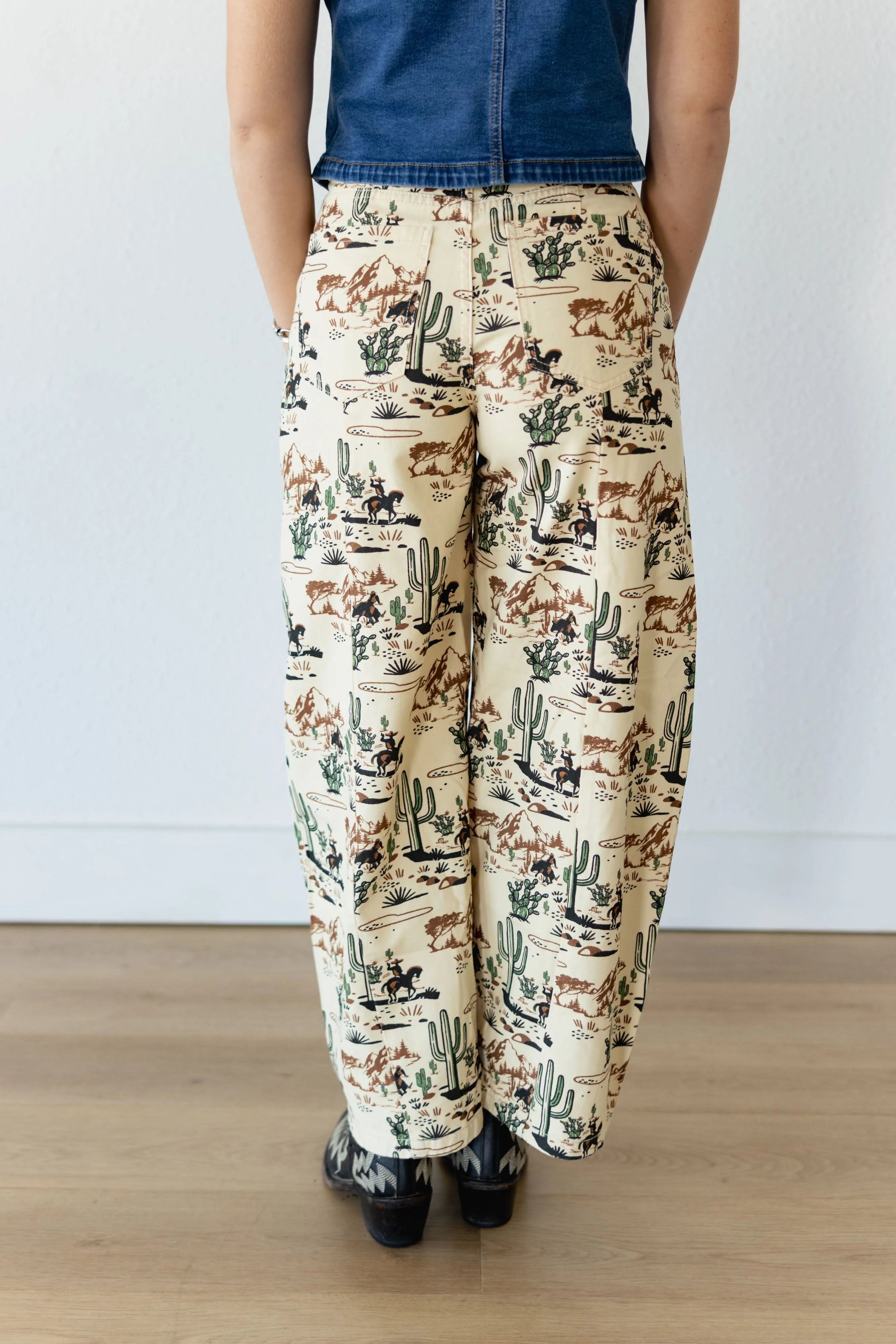 Cactus Cowboy Barrel Jeans
