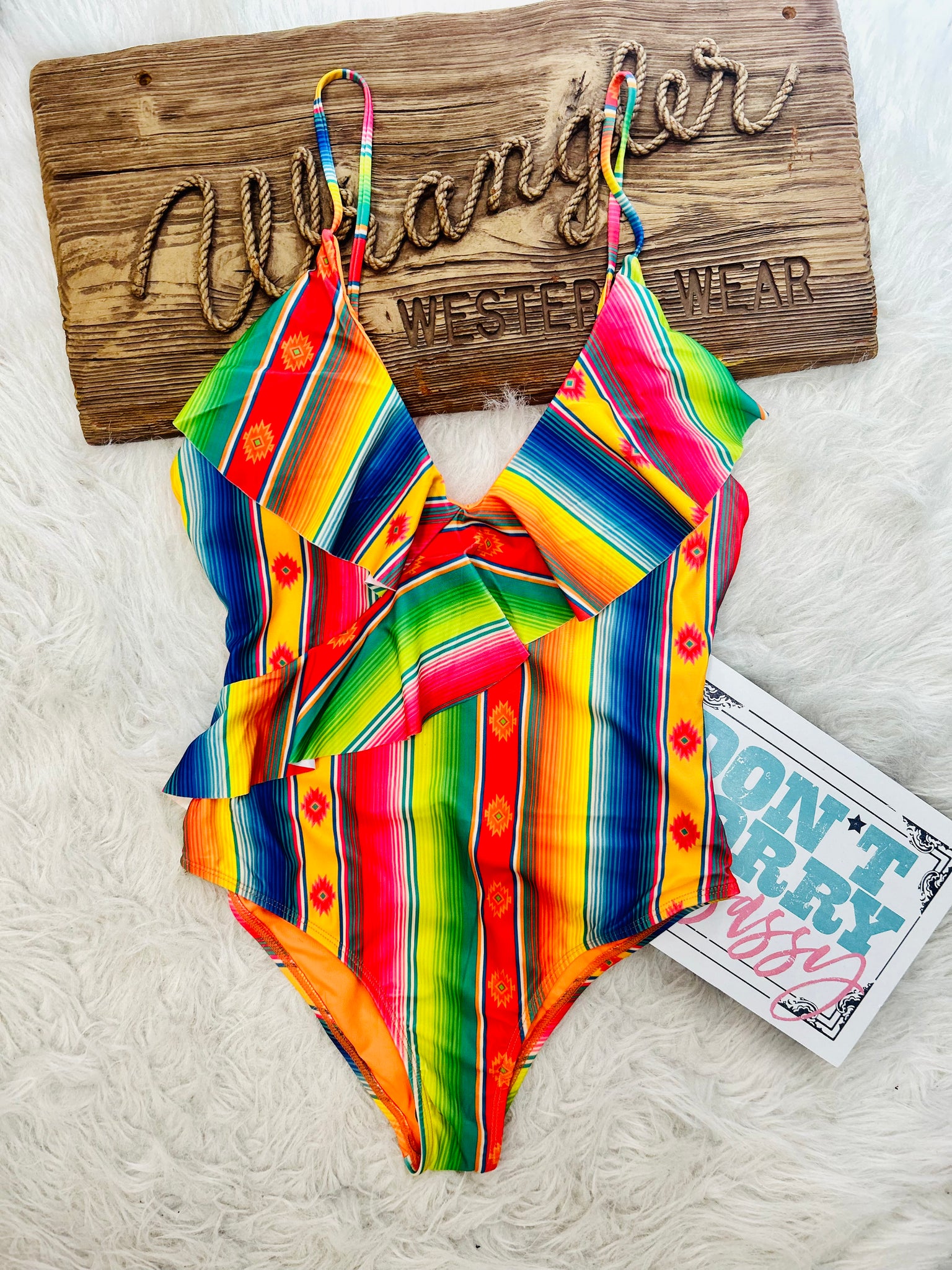 RAeGaN RuFfLe SwiMsUiT